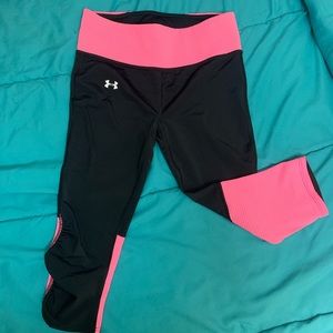 Under Armor Cropped Leggings
